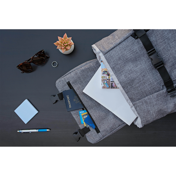 test backpack - food dog